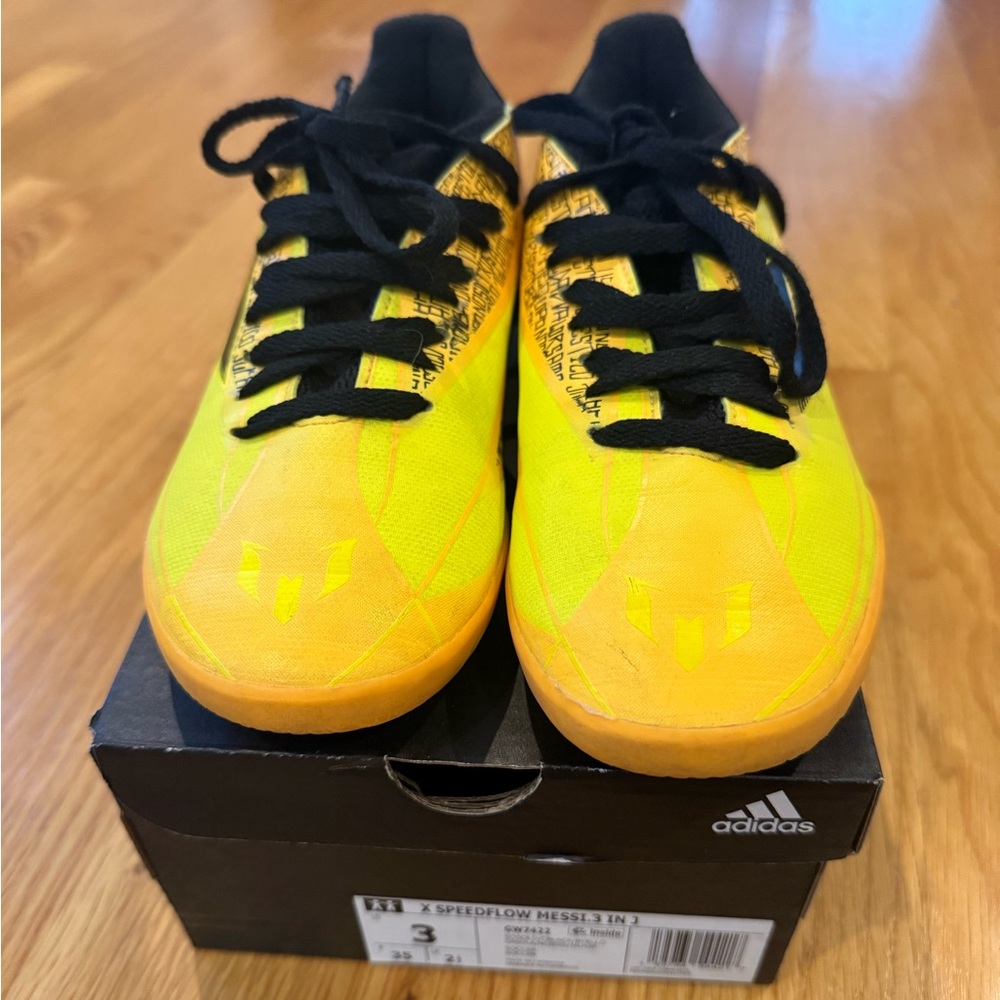 Adidas X Speedflow Messi indoor soccer futsal shoes size 3